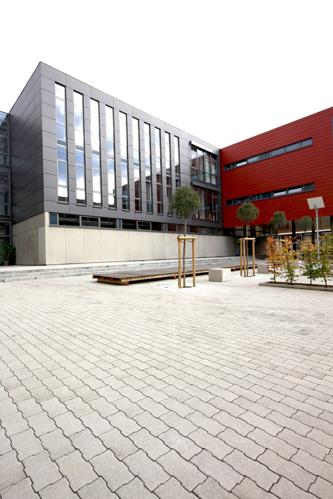 Taruga Lithon Website