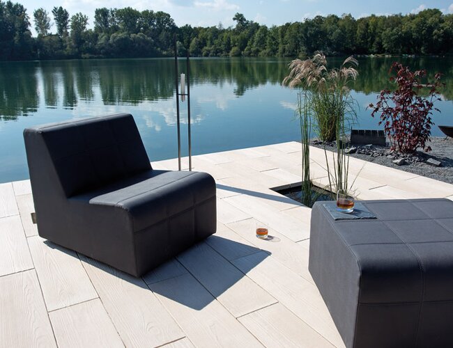 Ambientbild einer Terrasse mit Timber pina