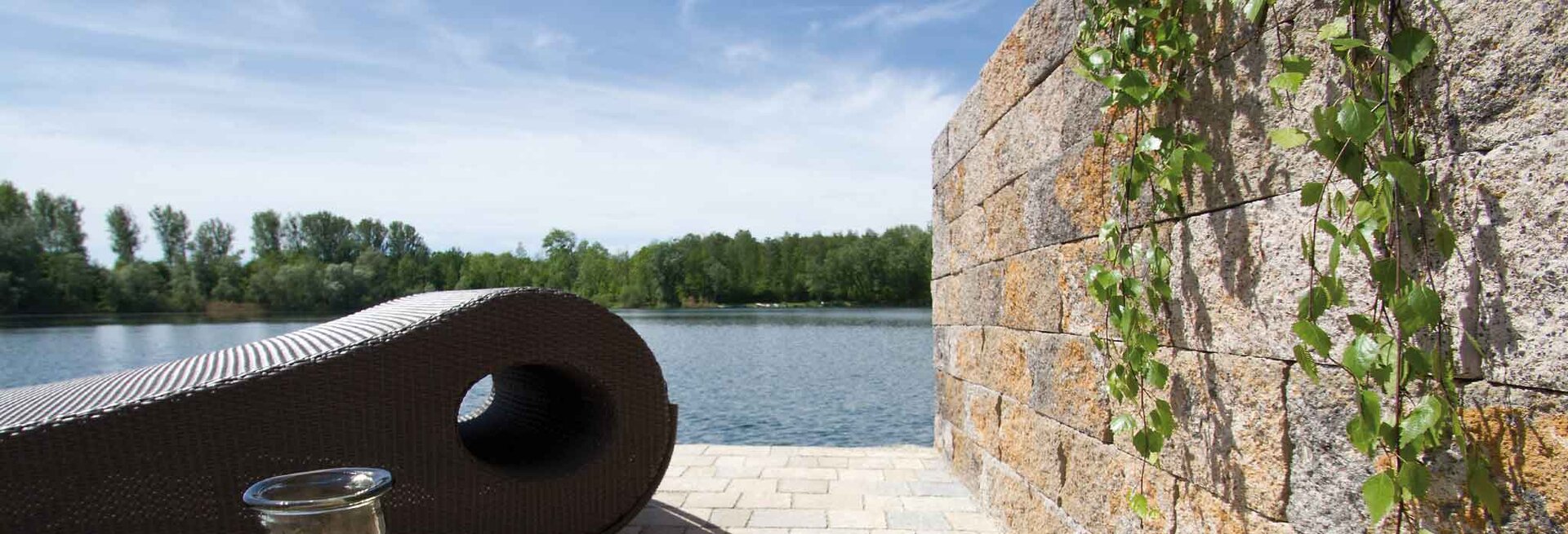 Slider Bild der Mauer Trento Mur light muschelkalk