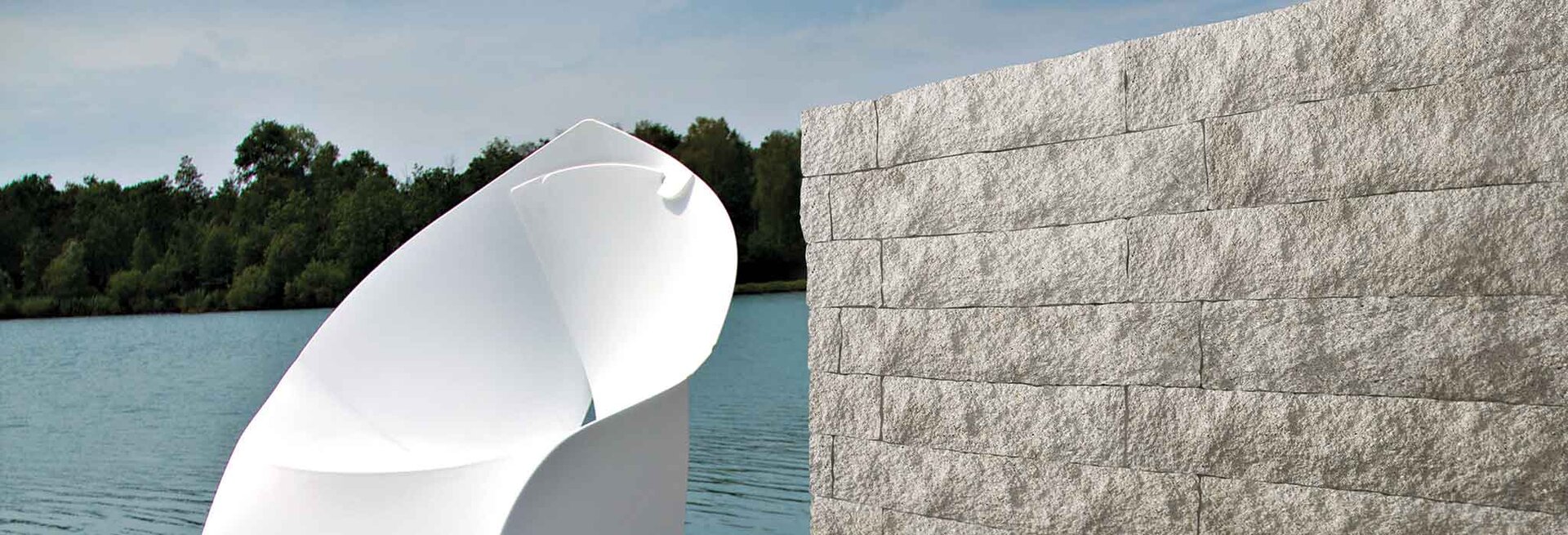 Slider Bild der Mauer Trento Mur Long white